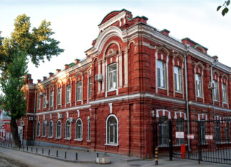 Минимальные проходные баллы для прохождения в медицинские ВУЗы установил Ростовской РОСТГМУ