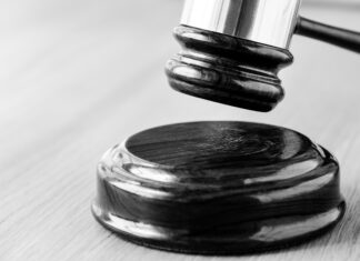 Против директора ростовского оборонного предприятия возбудили дело о превышении должностных полномочий