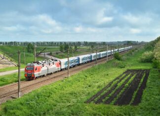 Поезд «Таврия» из Таганрога в Симферополь возобновит курсирование с 29 мая Поезд "Таврия" //Фото telegram-канал Гранд Экспресс