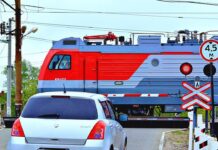 РЖД оштрафовали на 100 тысяч рублей за разбитые переезды в Ростовской области Железнодорожный переезд //Фото Южная транспортная прокуратура