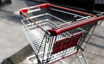 По итогам года показатель оборота розничной торговли на Дону продемонстрировал рост почти на 5%