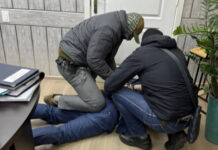 В Ростове начальника «Ростовэнерго» задержали за взятку в 375 тысяч рублей //Фото: пресс-служба УФСБ России по Ростовской области