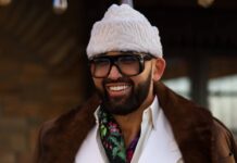 Блогер Николай Василенко купит автомобиль для СВО после «покатушек» на Ferrari по Набережной Николай Василенко //Фото из ТГ-канала Николая Василенко