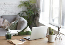 В Ростовской области вакансий для удаленщиков становится меньше