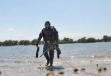 Водолазы подготавливают пляжи Ростовской области к пляжному сезону